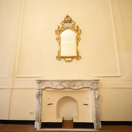 Apartment Frescoed House Nearby The Acquarium Genoa
